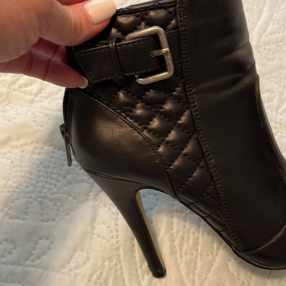 Booties - Picture 3 of 7